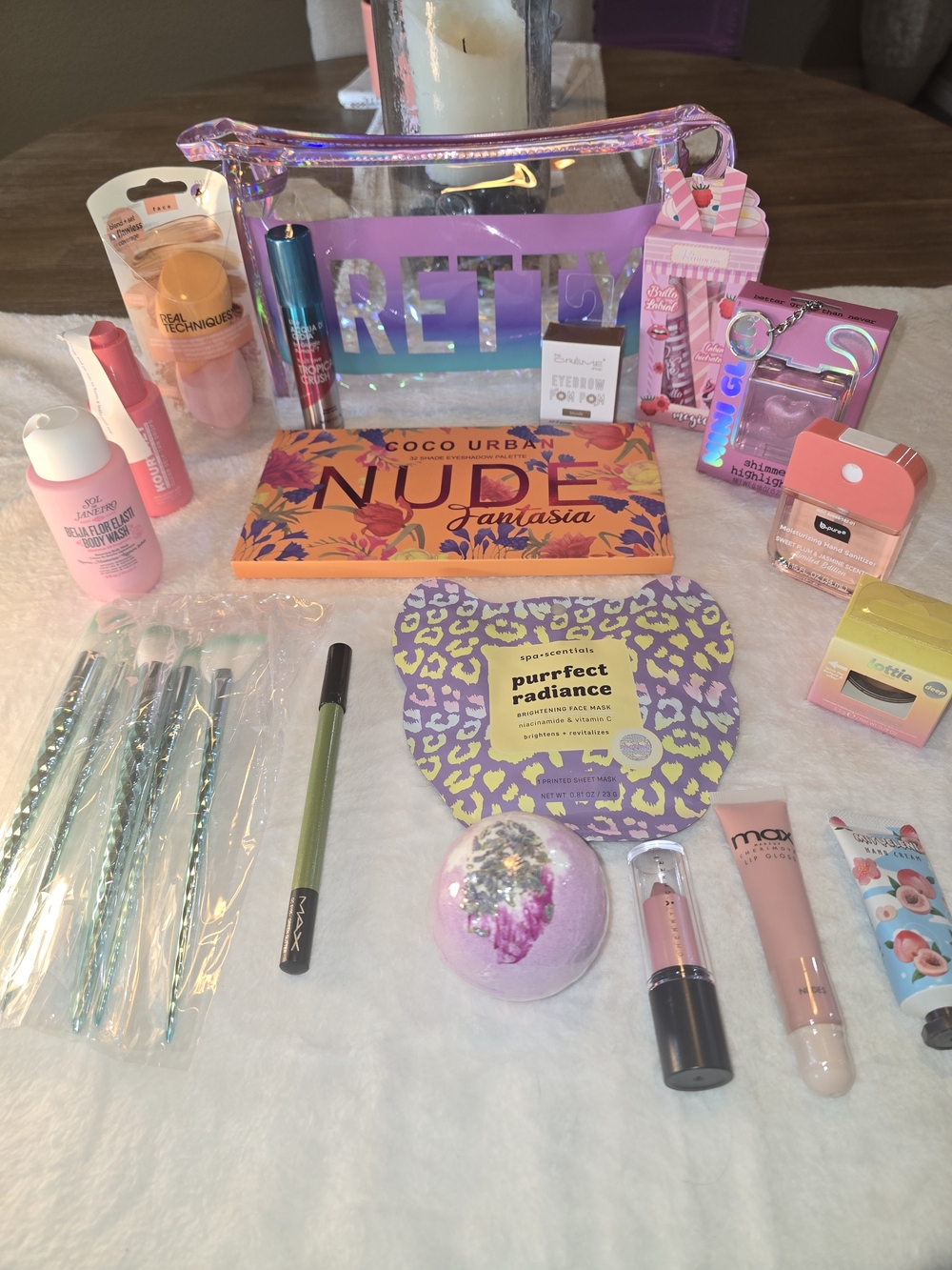 18-Pc MEGA BEAUTY BOX! Sol de Janeiro/Creme Shop/Kourtney Kellar (MSRP